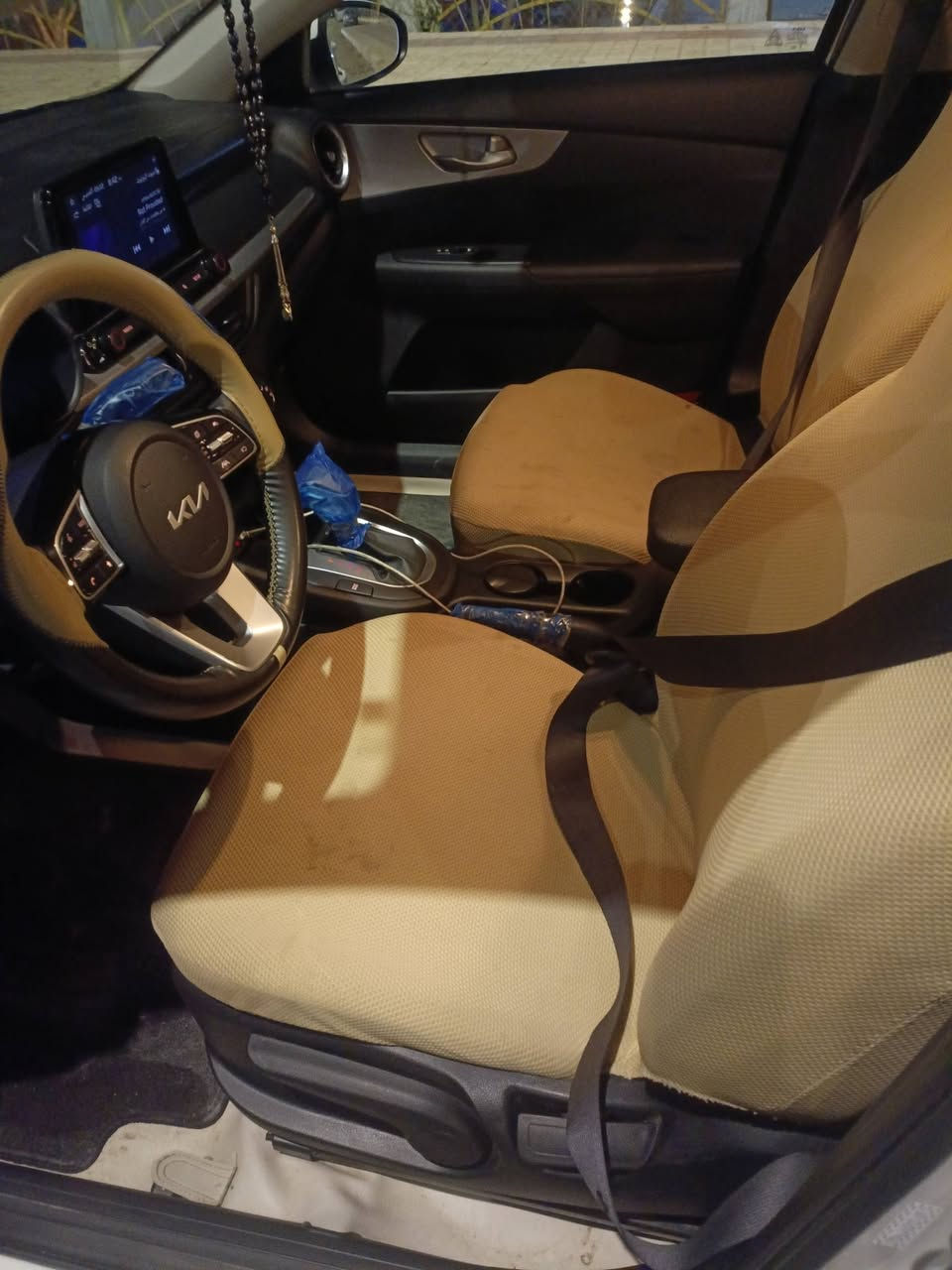 السلام عليكم
فورتي 24 للبيع 

• المحرك: 2000 دوش حادثه بنيد وجاملق  جهة الايسر بدون دواخل   

 • شاشه تدعم الكاربلي + كاميرا خلفية

 • رادار أمامي

 • 3 أنظمة قيادة

 • تحكمات ستيرن+ نظام تحديد المسار لايت زنون 

 • السيارة نظيفة جداً وجديدة بمعنى الكلمة  ماشيه 23

العنوان / ناصرية مدينه الصدر 

كلشي موجود ب سونار كريم حسون

السعر (١٦٠) بيه مجال 

 معوقين  ولد شاب سياره وكالةثاني يوم

للأستفسار 📞  *********** فقط اتصال
