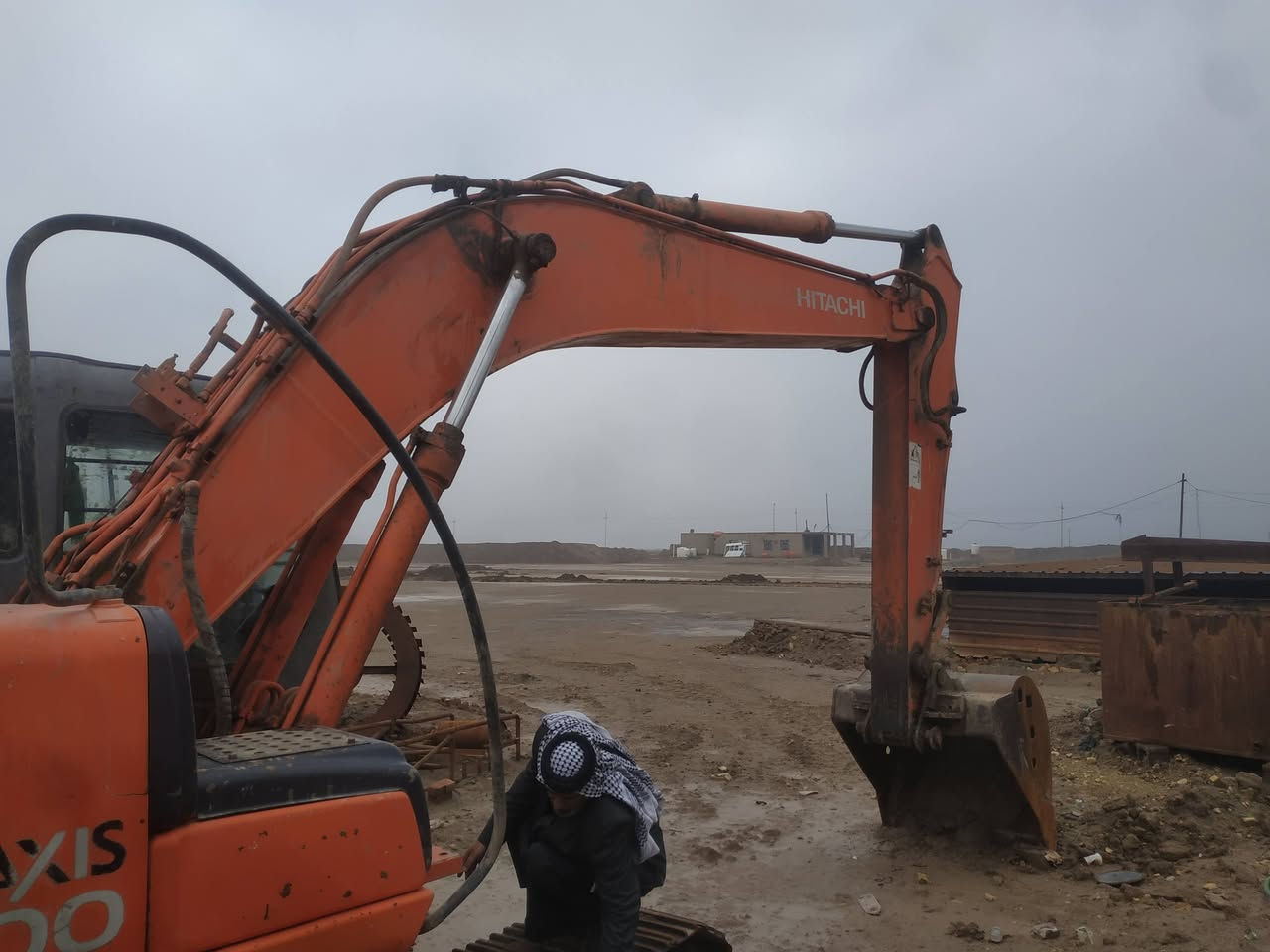 حفاره Zللبيع 
موديل 2006
 بدون ايي نواقص تنكرر سلف وتتوكل جاهزه
.. اوو مراوس بسكس حسب القناعه للاتصال ***********
