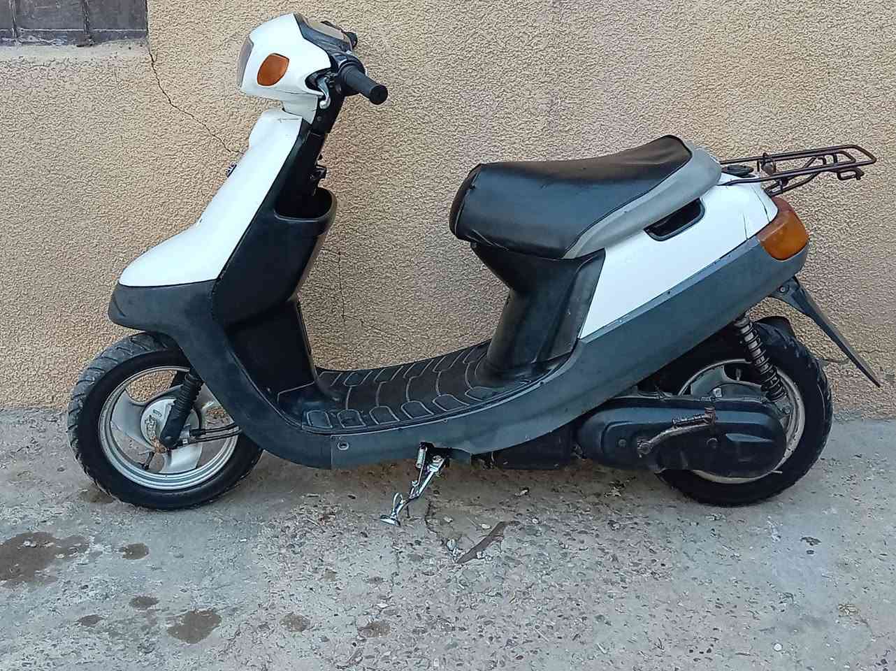 سلا عليكم بطه للبيع دراجه مسويلها ادامه كامله باتري جديد كابريته جديده اصليه لايت زنون تجفيت جديد بل الكامل استان صفح جديد دبل اشاره قفل ستيرن قفل جنطه قفل تانكي كله شغال سلف هندر السعر 250 وبيها مجال


**إذا كنت صاحب هذا الإعلان وتريد حذفه لأي سبب، رجاءا أرسل رسالة إلى الدعم الفني**