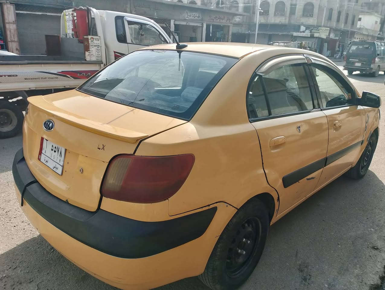 السلام عليكم 
كيا ريو وارد امريكي  
موديل 2009 
رقم ديالى ألماني  
كاربون بانزين 
هيئه وغرامة صفر شرط التحويل  
محرك 16 محرك وكير شرط 
طخم تاير امامي خلفي جديد سيارة كود واحد
ظررها جاملغ امامي وبدون دواخل شرط
#سعر 80 وبيها مجال 
***********
***********
