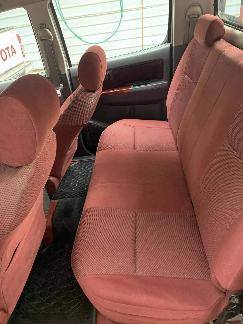 سلام عليكم عندي سياره البيع بيكم موديل 2015 رقم أربيل كير وتماتيك ماشيه99 ألف تحويل مباشر كوتي شاصي 19 سياره جديده وحلوه مكفول سبير مانازل عنوان بغداد ولشراي يتصل على ***********
