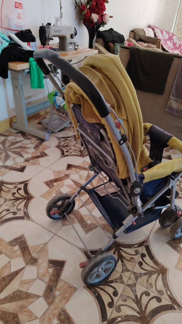 سرير أطفال مع دوشك سعر ١٠٠ الف
عربانه طفل نوعيه ماركه سعر. ٥٠ الف 
عنوان رمادي خمسه كيلو


**إذا كنت صاحب هذا الإعلان وتريد حذفه لأي سبب، رجاءا أرسل رسالة إلى الدعم الفني**