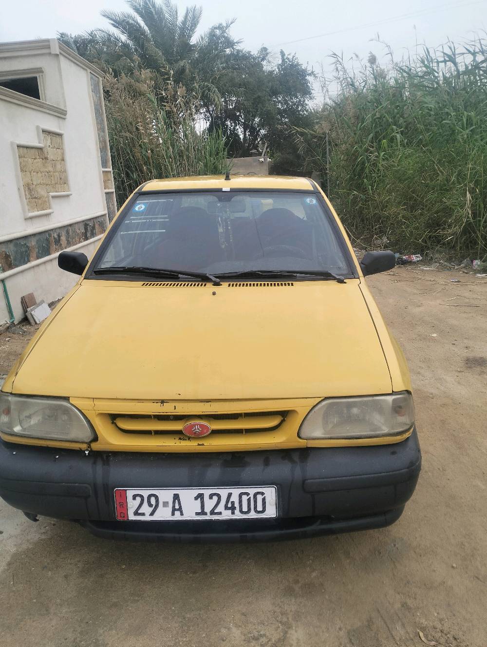 سلام عليكم سايبه لبيع
مديل 14 سياره نضيفه
مصفره هيه وغرامات
مشروح وطني  بيه شاصي معمر جهت الصدر  سعر 30 وبيه مجال كربلاء الحولي شبانات