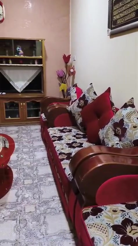 قنفات للبيع استعمال نظيف  نظافه. /.95 اثنين كبار وحده  وسط  واثنين  زغار (٦٠٠)    مع الطبلات وبيهن مجال الاستفسار الاتصال على الرقم /***********
