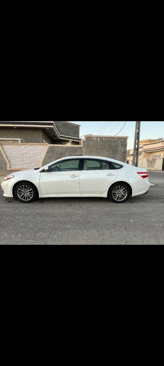 افلون 2013
رقم اربيل باسمي تحويل مباشر 
السياره بيها قطعه وحده 
كير ومحرك بشرط 
المحرك 3500 بانزين 6سلندر
بصمه+دخول ذكي 
تبريد قطعتين 
نضام القياده (سبورت + عادي)
حساسات اماميه خلفيه 
السياره عله وضع الشركه 
الكشنات كهرباء
سقف فتحه 
وباقي المواصفات معروفه 
مواصفات السياره XLE 
سعر السياره 180 ورقه وبيها مجال للشراي 
التواصل ((***********))
