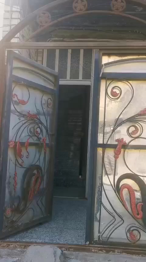 دارايجار ١٠٠م طابق ثاني مكون من غرفتين وصالة معزول وحده منطقة البلديات خلف المصرف إيجاره ٤٠٠الف الاتصال على الرقم ***********مكتب الموسوي للعقار
