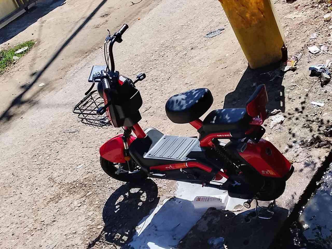 سلام عليكم ورحمة الله وبركاتة 
دراجه شحن حجم 14
البيع بسعر مناسب 
عنوان الرفاعي 
رقمي ***********
بي فقط واتساب
