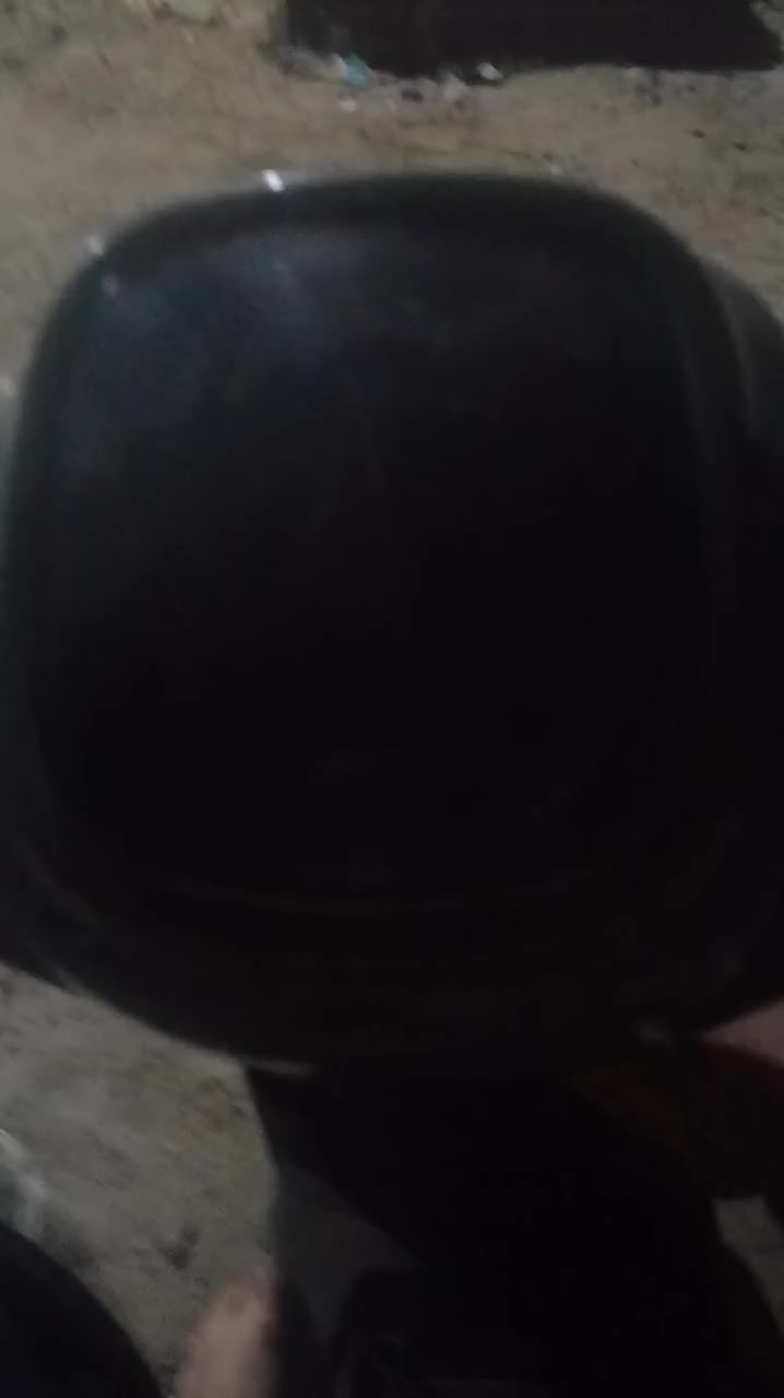 سلام عليكم دراجه بوليس حديث2017
سلف دشبول شلعه ومعدل لايت عالي ناصي 
اشاير دراجه كامله عوزها ولف مامفتوحه 
لحد يكسر بسعر والله قبل سنه اخذتها ب650رمبه 
سعر350وبيها مجال
مكاني حله سيف سعد
رقمي
‏‪***********‬‏
