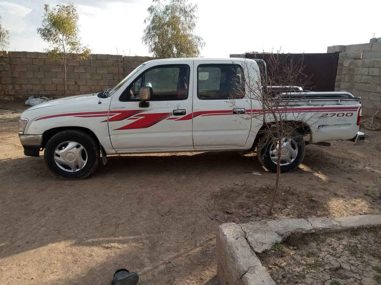 بيكم للبيع موديل 2000
مكينه كير اكسن شاصي شرط
صبق نص حزام ابيع حزام
سنويه جديده لل2031
رقم دولي جديد مشروع وطني
رقم بصره
الشرعي بل موصل تحويل بل موصل 
تريد وكاله تريد تحويل شرط
السعر70وبيها مجال العنوان غرب الموصل 
رقم ***********
***********
مكلف بل نشر اتصل
