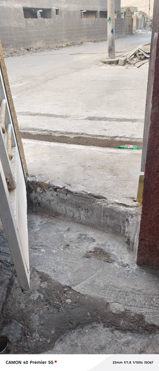 دار البيع المساحه105متر مربع ركن بي غرفتين وملحقات نفس ما واضح بل فيديو مكانه (بغداد الحميديه شارع المعسكر خلف مدرسة المختار)التواصل عله هاذه القرم (***********واساب) الخاص مغلط
