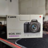 كانون 200D • ٢٤ ميجابكسل • عدسة 18-55