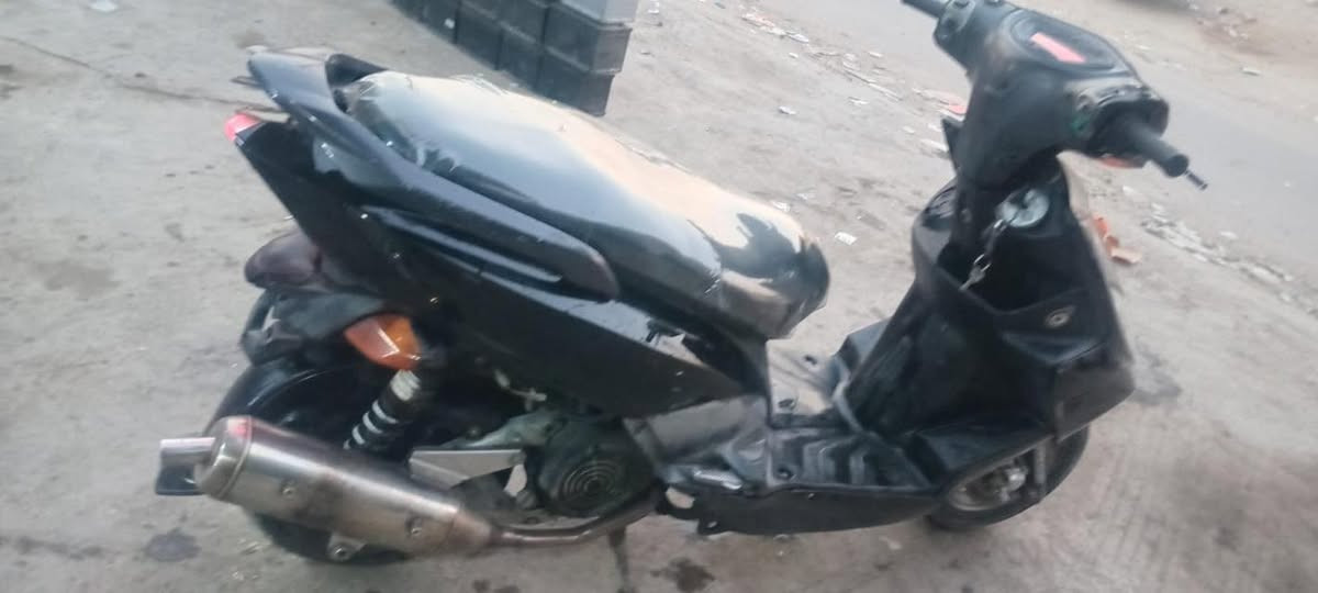 سلام عليكم شباب جي تي ار للبيع
مكينه ناعمه خرسه لا نضوح لا تبخير لا صوت 
صلنصه رياضي كفرات تجاريه 

كهربايات شغاله كامله 

بغداد بلديات شارع لكاشي 

***********
