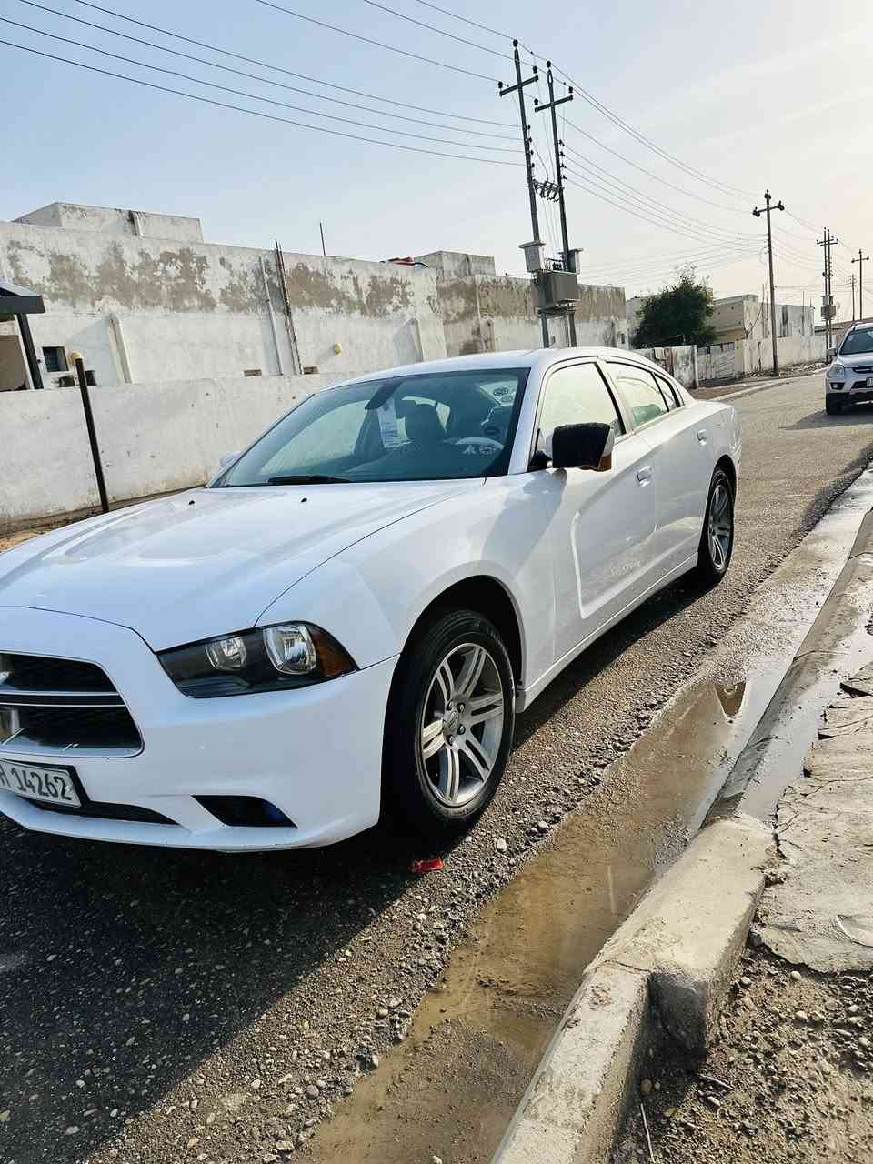 سلام عليكم جارجر 2012كافاله عده لباب سايق بفتح بدون تبديل شاشه جبيره كير ماوس مكان سياره ميسان سعر 170وبيه مجال قليل رقم الهاتف ***********
