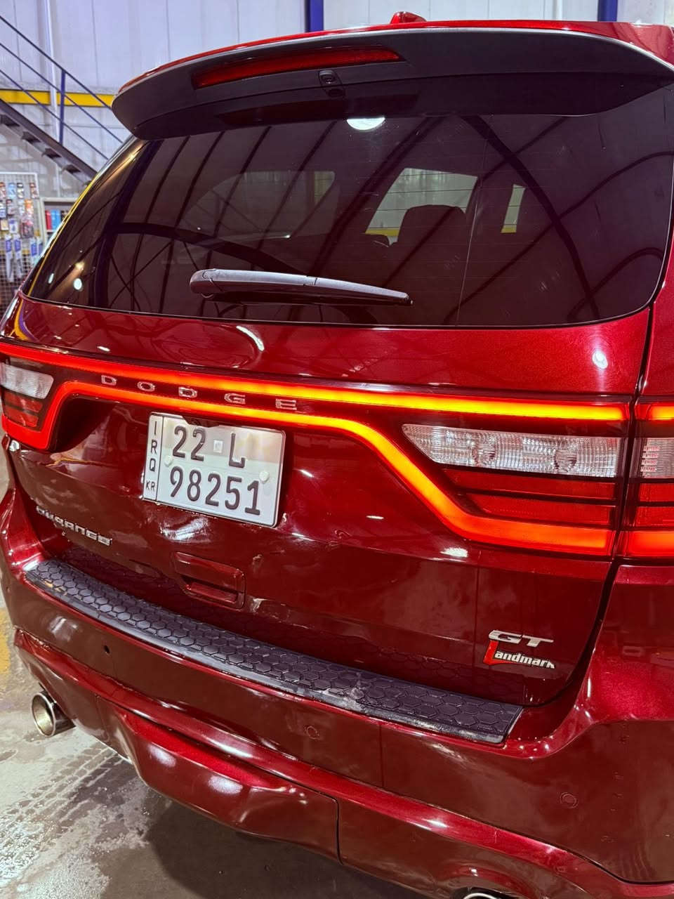 دوج دورنكو2022 محرك 6 سلندر GT
السياره بدون حادث مكفوله كفاله عامه 
ماشيه 19
وارد امريكي مرقمه على ايدي 
رقم اربيل تحويل ثاني يوم

1- محرك  6سلندر

 سلندر بخاصية توفير الوقود ECO 

3-  + جنطه كهرباء 

2-بصمه

5- حساسات خلفية اصل مع خاصية  

7- لايت ١٠٠واط اصلي مع حاجب LED . 

8-  مع تحرك المرايات الجانبية عند الرجوع الى الخلف حسب التحكم

9- السيارة  احدث نظام قيادة بالعالم 

10- ويل كب حجم20. طخم تايرات حديث 2020  

12- نظام صوت ٧ سماعات داخل السيارة 

14- تحكم ستيرن كامل امامي وخلفي 

15- شاشة دشبول لمس كبيرة  متكاملة الايعازات . وشاشة ٧ انج معلوملت السيارة والعطلات والرسائل... 

17- نظام AUX + Bluetooth . نظام ملاحة GBS شاشت تنته كبيره

+ ذاكرة ميموري كارد موضعي + USB 

18- مانع تزحلق (انزلاق) .

19- تبريد ٤ قطع اكثر من 10 مناف

20- الكشنات  جلد متصل  و تدفئة و تهوية و مع الستيرن تدفئة وتهوية والمقاعد الخلفية تدفئة

21- كاميرا خلفية دوارة HD 

22-إظهار ضغط الهواء في الاطارات. ومعلومات السيارة الكترونيا مثل كمية دهن محرك و درجة حرارة المحرك والكير والزيت وضغط الزيت الكتروني .

وباقي مواصفات الدورنكو ⁦✔️

للاتصال ***********
مكاني بغداد الحريه 

السعر 290💵
