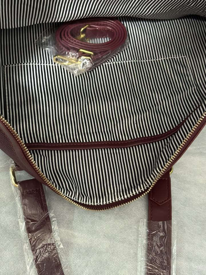 ***********
جنطه حجم كبير ترهم سفر او رياضيه بكواليتي عالي
