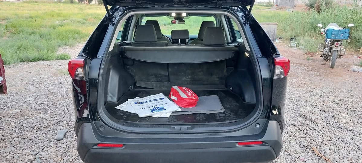 رافور هايبرد ودلاند موديل ٢٠٢٣ رقم اربيل الضرر موضح بالصوره برأس البنيد فقط ومكانين تكحيل  بيها ماشيه ٢٥ الف بدون دواخل بدون ايرباك تخم تاير رادار شاشه كبيره تحديد مسار كشن كهربائي   السياره كلش جديده  
للاستفسار خاص او الاتصال ***********
