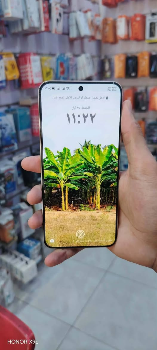 هونر5G X9D ذاكره256رام12جهاز مكفول وغراضه ويا سعره375 مكاني مشخاب ***********
