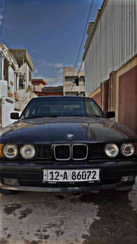 بيئم 525اصل  نضيفه وسياره حلوه وكاعدا فول نشاطه  كير عادي يرادلها شويه...