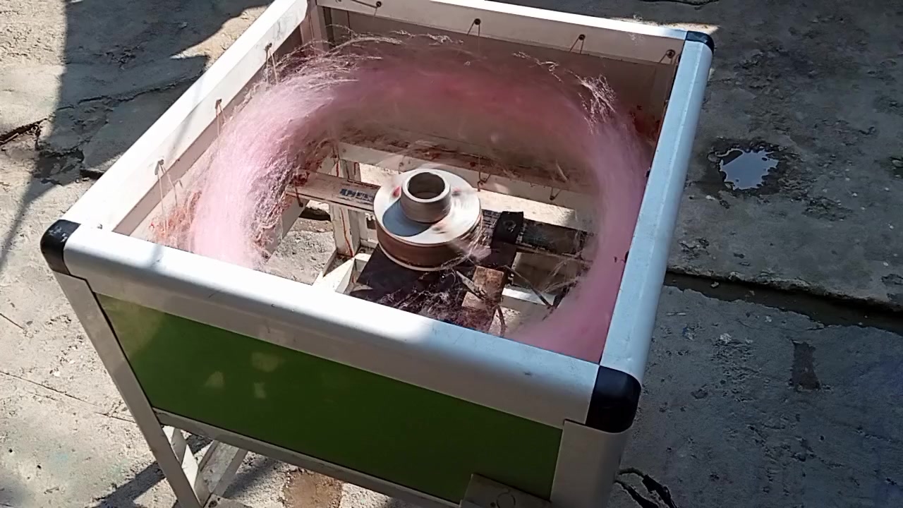 مكينه للبيع لسعر.   115. جاهزه اوشغاله *********** المكان موصل حي عدن
