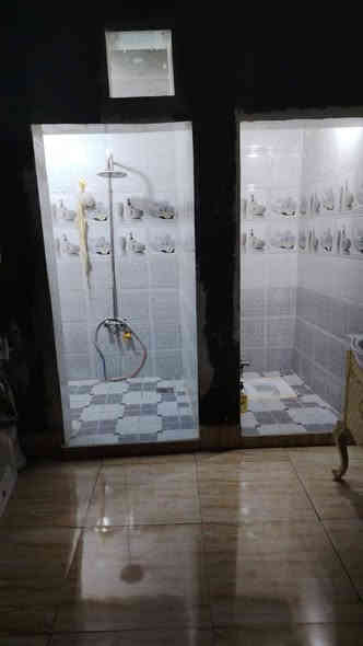 سلام عليكم بيت البيع 67 ونص متر  الكوفة شارع المعمل قرب مدرسة السفير الأهلية
التفاصيل البيت غرفه وحده وصاله ومطبخ وصحيات الاساس صب كونكريت البناء طابوك السقف عكاده 
السعر 20مع المجال 
***********☎️

***********☎️
الاستفسار اتصال او واتساب 
التفاصيل اكثر النجف
