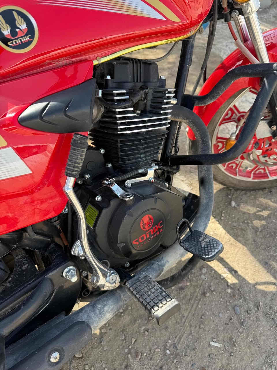للبيع دراجة سونيك N-MAX 200cc موديل 2026
مكفولة ونظيفة جداً، تشغيل سلف وستارتر، محرك قوي وصرفية ممتازة، اللون أحمر مميز وحالة الدراجة ممتازة ما تحتاج أي صرف.
السعر : 900 الف بيها مجال بصيط
نصال على رقم :***********
