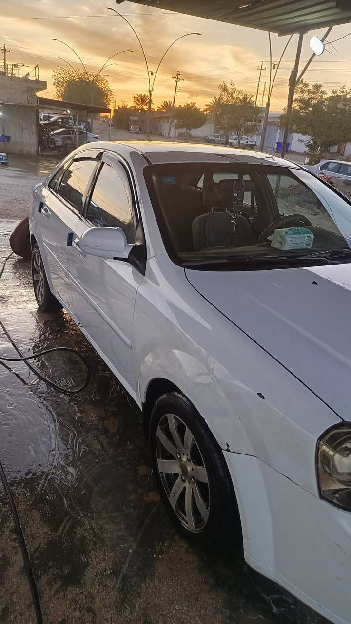 سلام عليكم
اوبترا موديل 12 خليجي كير اوتو 
سياره مثل ما موضح بالصوره 
كير ومحرك خير من الله شرط كفاله 
تبريد تدفئه فول
مشط بي نضوح بسيط 
كلشي بيها جديد 
سياره باسمي شرط التحويل 
رقمها بغداد دولي ماشيه 208000الف
تخم ويل كب وتايرات اقل 4اشهر من شادهن 
سياره بيها طخه بالهلال امامي وبسيط ع حطته حته ما معدل وملاحضات بسيطه وضررها جاملغ خلفي فقط باقي كفاله 
سعر 85 وبي مجال 
مكان الانبار قضاء حديثه 
للاستفسار ‏‪***********‬‏
