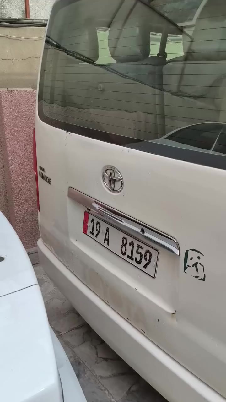 السلام عليكم للبيع هايسه موديل 10مكفوله من الصبغ بيهه مكانات بارد مكينه كير اكسل تخم تاير كله جديد السعر 215///***********
