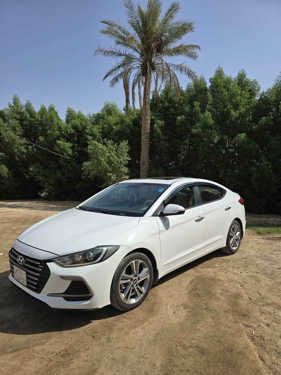 السلام عليكم
النترا خليجي سوبر 2018 فول عدا البصمه مكينه 2000 
السونار موجود مع الصور رقم بغداد بأسمي مداور مباشرتا 
مكان السياره الديوانية قضاء الحمزه الشرقي
***********
