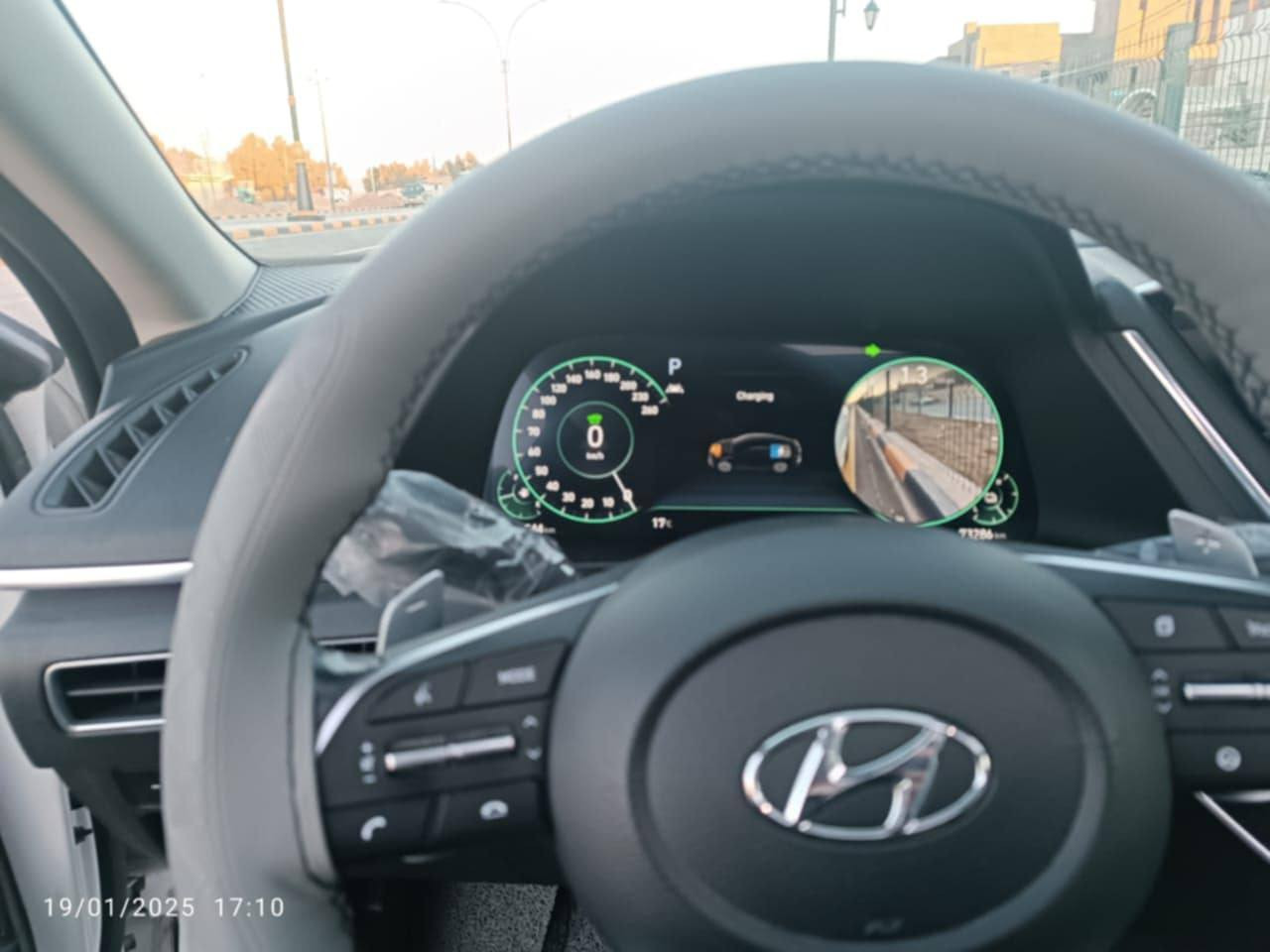 السلام عليكم
سوناتا 2022 هايبرد وارد امريكي رقم شاصي موجود حادثه كلش بسيط بدون ايرباكات 
-بصمة ابواب
-دخول ذكي 
-بصمة تشغيل 
-جنطه ذكيه
-لد نهاري 
-رادار 360 درجه 
-حساسات 
-توقف الي 
-اوتو هولد
-اربع انضمة قياده
-كير دكم
-نقطه عمياء
-قياده اليه
-تحديد مسار 
-مؤشر طرق
-كشنات كهرباء
-كشنات تدفئه
-سايد بريك بصمه
-محرك 2.5 
السعر 175$ وبيه مجال بسيط
كير ومحرك كفاله برغي ممفتوح بيهم 
السياره جاهزه كير ومحرك وحداديه وتخم تاير وتدفئه وتبريد وشرط الفحص
السياره حلوه وناصبه وبالعافيه على الي ياخذها 💜
عنواني بابل

*********** 
*********** ***********
