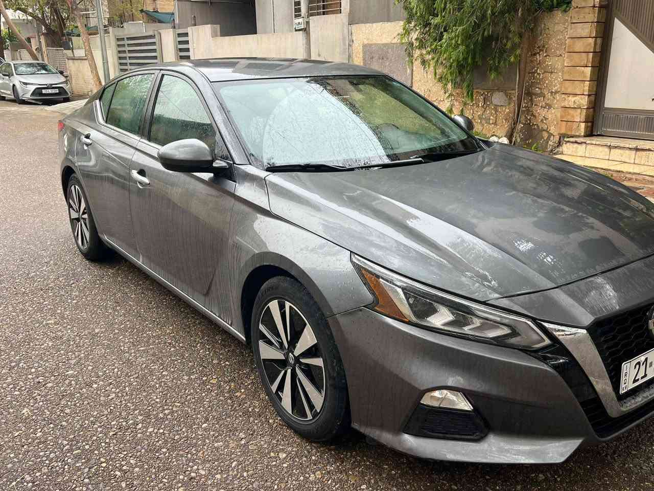 ***********نيسان التيما موديل 2022  رقم اسلمانيه ماشي 35 مايل  سياره حيل جديده  فول مواصفات ماعده فتحه مواصفات SV ملاحضات بيهه بس روبع بونيت فقط بدون دواخل ولباقي كفاله عامه رقم سنويه جديد 2030  شرط تحويل وكاله  سياره بسمي سعر 142  مجال عنوان كركوك  *********** كركوك, العراق
