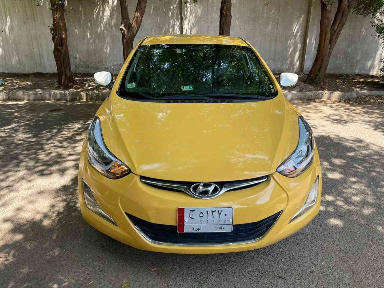 *********** جديده  جدا 
النترا 2015 امريكي 
محرك 2000 دوش
 سيارة كلش نظيفة حادثها كلش بسيط هلال الخلفي فقط بجم كبس مكفول غرفتها جديدة محرك بلادي ممفتوح سيارة جاهزه مابيها اي نقص
بدون شاصي لغد تكم 
بدون ايرباك 
لونها البلادي ابيض 
داخل  عسلي 
فول تحكمات ستيرن 
ماشيه  من امريكا ٧٠  حاليا ١٣٠  
سياره  عله ايد وحده من سنتها 
تبريد  ثلج   يكرص كرص 
انظمة قياده 
سونارات موجوده  
سويجات الشركه عدد٢  
تخم تاير جديد  وباتري 
صدر امامي خلفي  نظيف 
غرفتها  جديده  لوك بلاديه 
 مكاني بغداد الاعظمية 
السعر 103 ورقة 
اتصال فقط مكلف بلنشر 
 ***********
