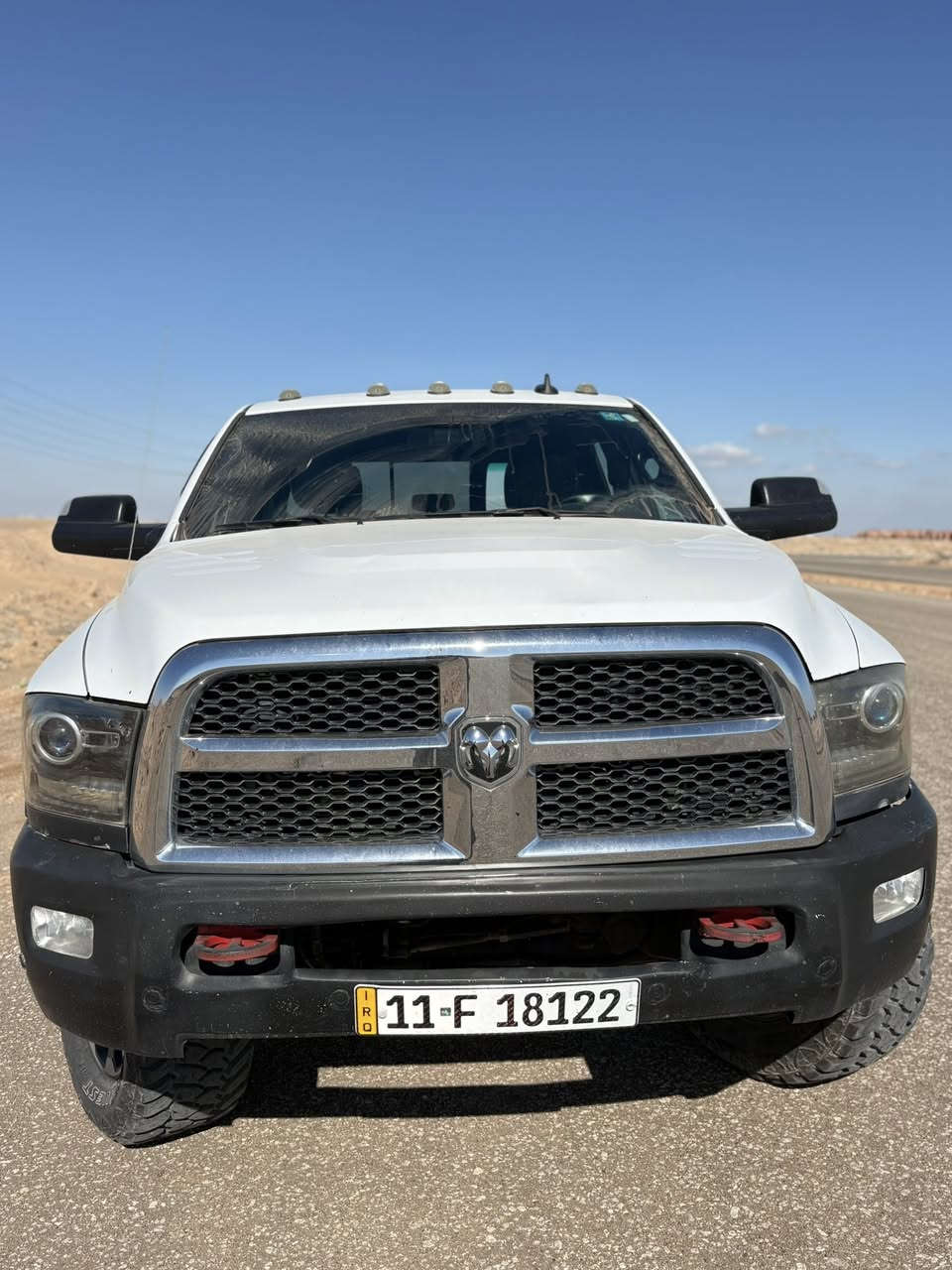 رام باور واغن 2018 حجم 2500بانزين مكينة فحل 6400 
سيارة بدون ايرباك حادثها بسيط
ماشية 56 الف فقط
السيارة جديدة ومكينة مكفولة 
السيارة  كيرها  بالاستعمال الطويل تبوك نمرة تحتاج تصليح
ابيعها على وضعيتها
السعر 175 ورقة
***********
