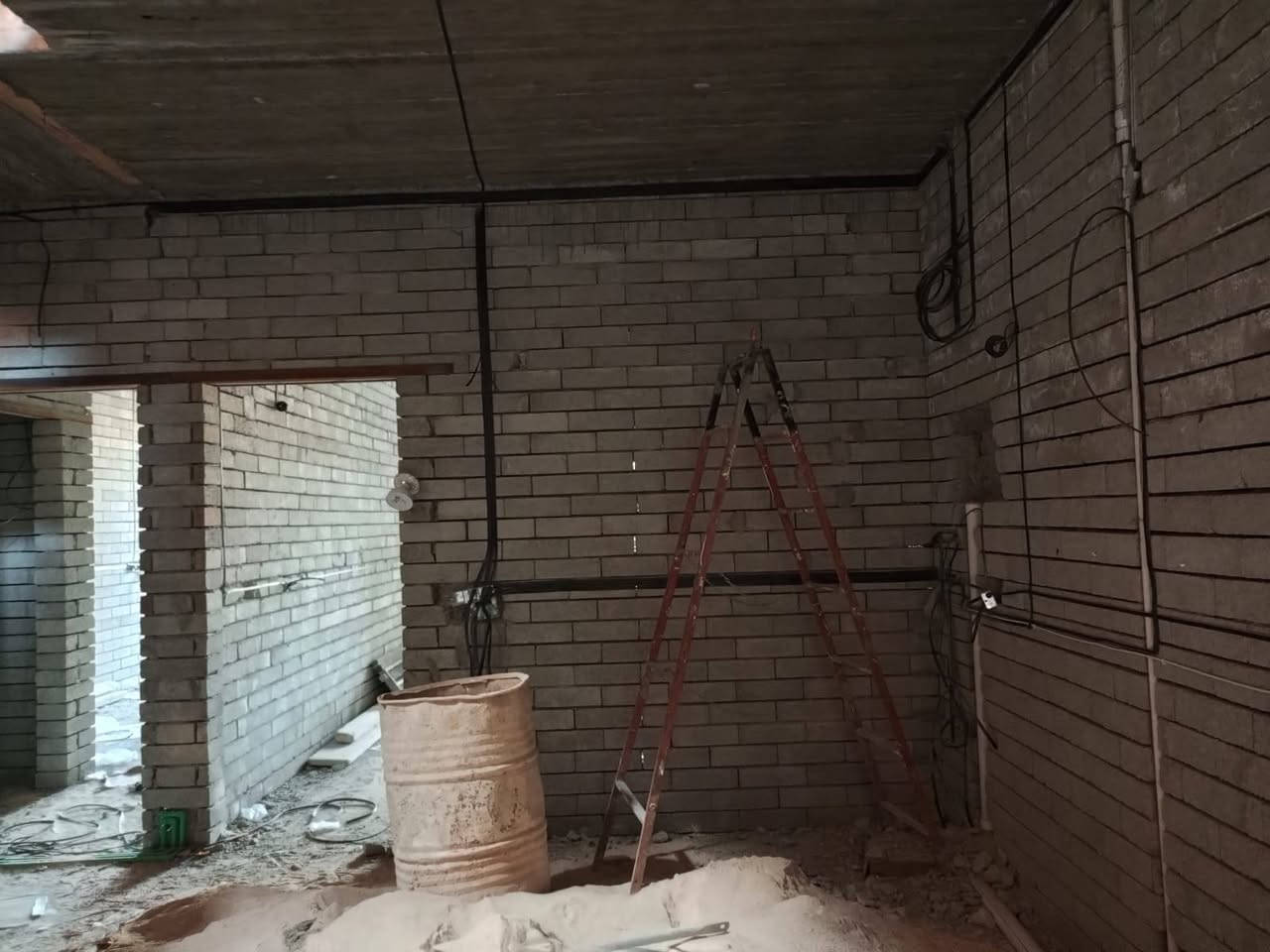 مصطفى السباك وزياد الكهربائي رقم الهاتف ***********
