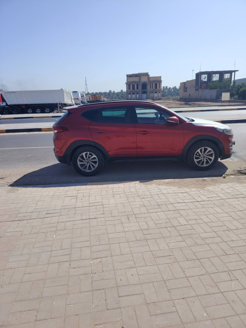 سلام عليكم. توسان 16 خليجي تبديل بنيد. وطخات بسيطه ع وضعهن  مكينه 2000 باسمي رقم مثنئ  السعر 140 او مراوس جارجر ابتيمه سوناته. المكان الرميثه ***********
