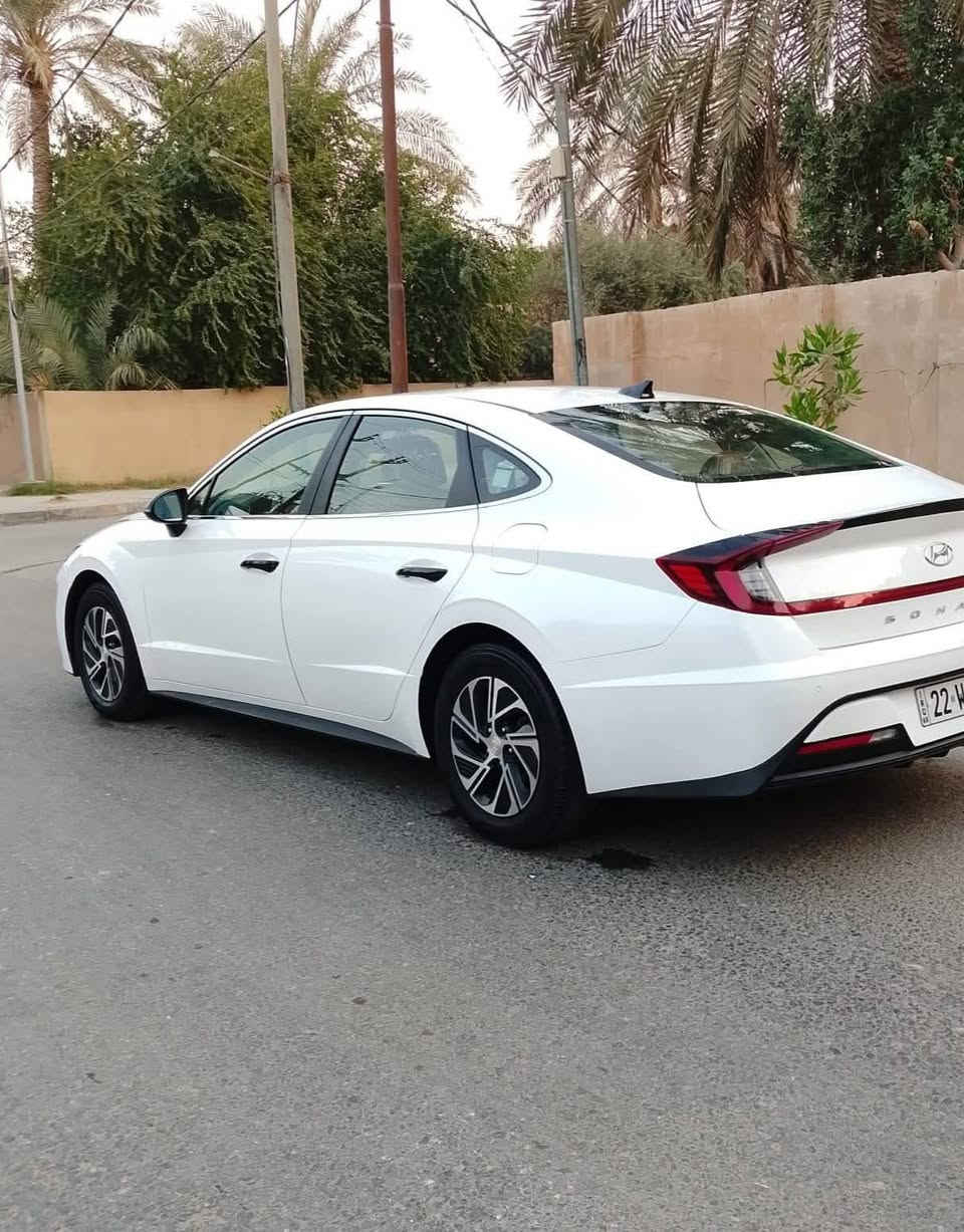 اسلام عليكم ورحمه الله وبركاته 
اخواني الاعزاء سوناتا موديل 23 خليجي هايبرد اربيل تحويل أو وكاله مجانيه وكاله باسمي سيارة جديدة وجاهزه فول مواصفات بصمه سايد بريك بصمه جلد تشغيل عن بعد تبريد قطعتين سيارة طك كارتون جديده ماشيه 31الف 
وبل عافيه على ياخذها 
ملاحضه السيارة تكسي الخليج دبي شرط الفحص على  السونار كفاله عامه فقط تغير الون السعر 148
أي استفسار الاتصال على الرقم ***********
