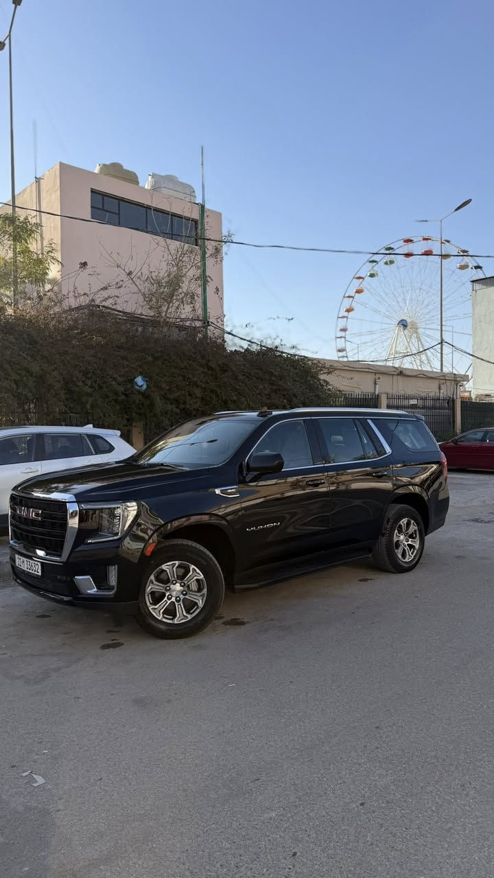 السلام عليكم
جمسي يوكن sle خليجي وكاله المنصور مكفول كفالة عامة درجة اولى خارج وداخل السيارة جديدة ماشية 38الف 
رقم بغداد دولي بسمي 
مواصفات معروفة 
محرك 5300
كشنات كهرباء +جلد
شاشة كبيرة 
وبقية الموصفات معروفة 
مكاني ديالى 
رقمي ***********
