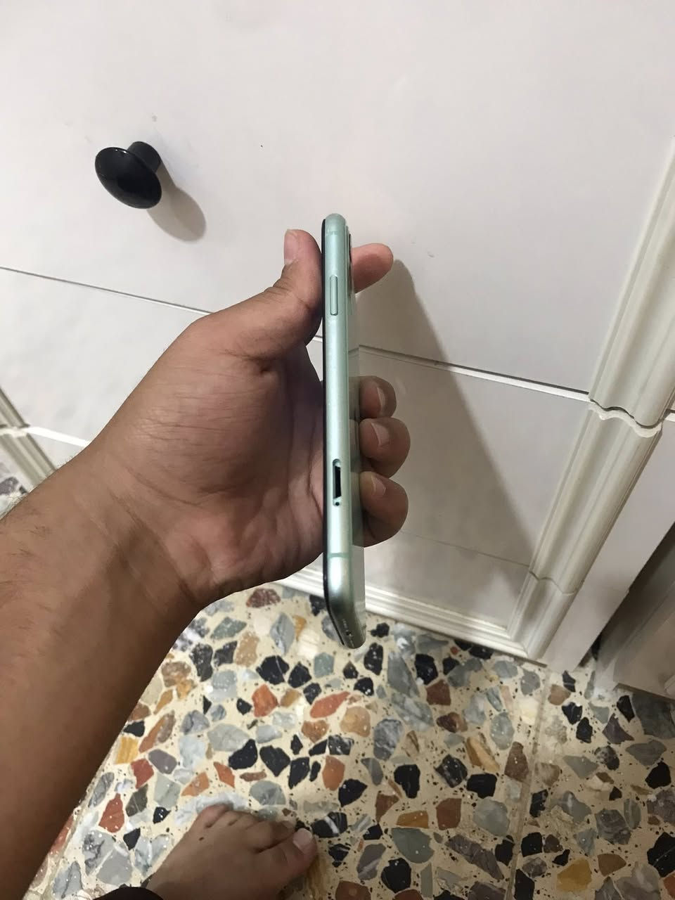 يالله  السلام عليكم ايفون ١١ العادي مبدل فقط بطاريه ذ١٢٨ ب١٠٠    الجهاز بي فطر جوه مو كلش قوي سعر ١٧٥ الباب مال السيمكارت ضايع مكاني السماوه واتساب ***********
