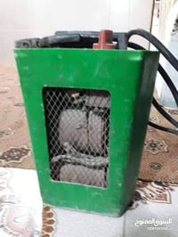 عندي مكينه لحيم بلغارية من هاي الي بل صورة سعره 200 وبيه مجال 07733589...