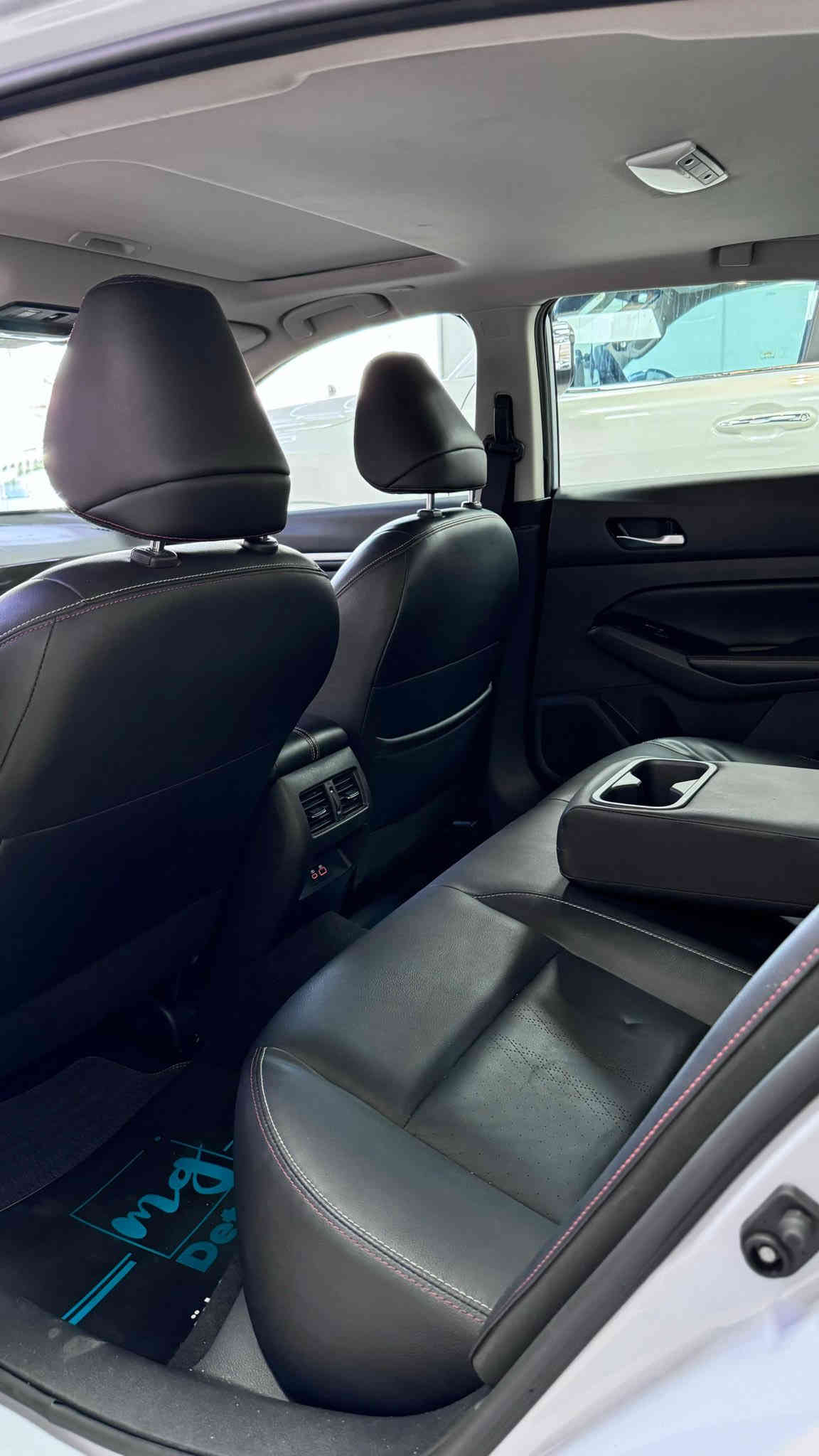 🚘 نيسان التيما 2023 VC Turbo

يعني المميز لون وشكل ومواصفات🚗

🔹 مكينة 4 سلندر تيربو VC-Turbo، سحب قوي وهايچ اقتصادي
🔹 گير CVT ناعم
🔹 شاشة لمس وسطية + Apple CarPlay & Android Auto
🔹 بصمة تشغيل وستارت ستوب
🔹 فتحة بانوراما
🔹 كشنات جلد كهربائية
🔹 كامرات 360 درجة محيطية
🔹 حساسات أمامية + خلفية + جانبية
🔹 مثبت سرعة ذكي + رادار مساعد بالمسار
🔹 اضوية LED مع نهارية
🔹 نظام صوتي BOSE فاخر
🔹 ويل رياضي 
🔹 داخلية نضيفه ومرتبة مثل الجديد
🔹تدفئه كشنات
🔹تبريد قطعتين 
🔹مداخل شحن مطشره بكل مكان

🔹 ماشيه(40الف كيلو قابله للزياده)
💡 السيارة نظيفة وما تحتاج أي صرف، تيربو اقتصادي وسحبها عالي، كل المواصفات موجودة، فخمة ومرتبة.
للاستفسار :
***********
***********
