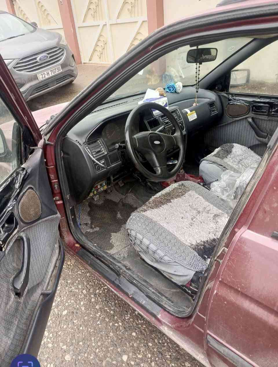 للبيع فورد سكورت كير شرط محرك نشط بس بي نفخ كهربأئيات كلها شغاله مسجل شغال كاربون بانزين بيها مكاني حي السماح تسعين السعر ١٠ للستفسار اتصل علرقم ***********,,,,,***********
