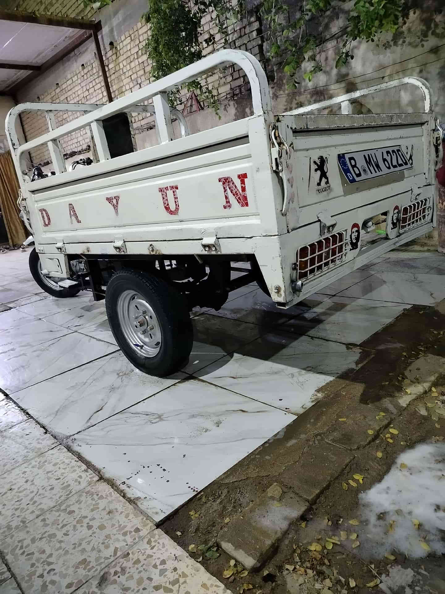 السلام عليكم ستوته البيع 13وراق صولي مكاني شطره السعر خاص اليريده يتصل ***********
