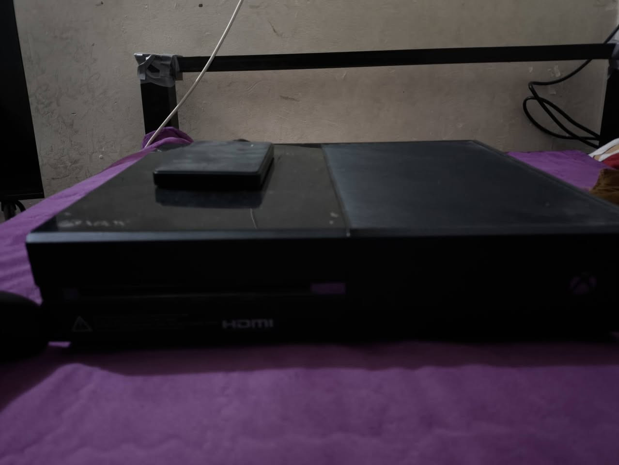 اكسبوكس ون فات مثل ما موضح بالصوره تجي وياه gta v و rdr2
مراوس حسب القناعة


**إذا كنت صاحب هذا الإعلان وتريد حذفه لأي سبب، رجاءا أرسل رسالة إلى الدعم الفني**