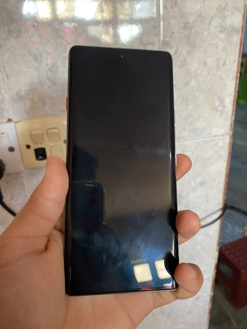 تيكنو كامون 40 برو 5g
ذاكره 256
عشوائيه 8+8=16
معالج Diamanty 73000 Al-Tamt 
90فريم ببجي 
كامره غنيه عن التعريف 50MP من سوني تدعم الذكاء الاصطناعي 
جهاز كلشي مو مبدل نضافه 98 بل ميه 
ملحقاته كلهن موجودات +شاحنه +كارتونه +وصل الشراء 
جهاز سعر 310 وبي، مجال قليل قليل 
للتواصل خاص او واتساب ***********
