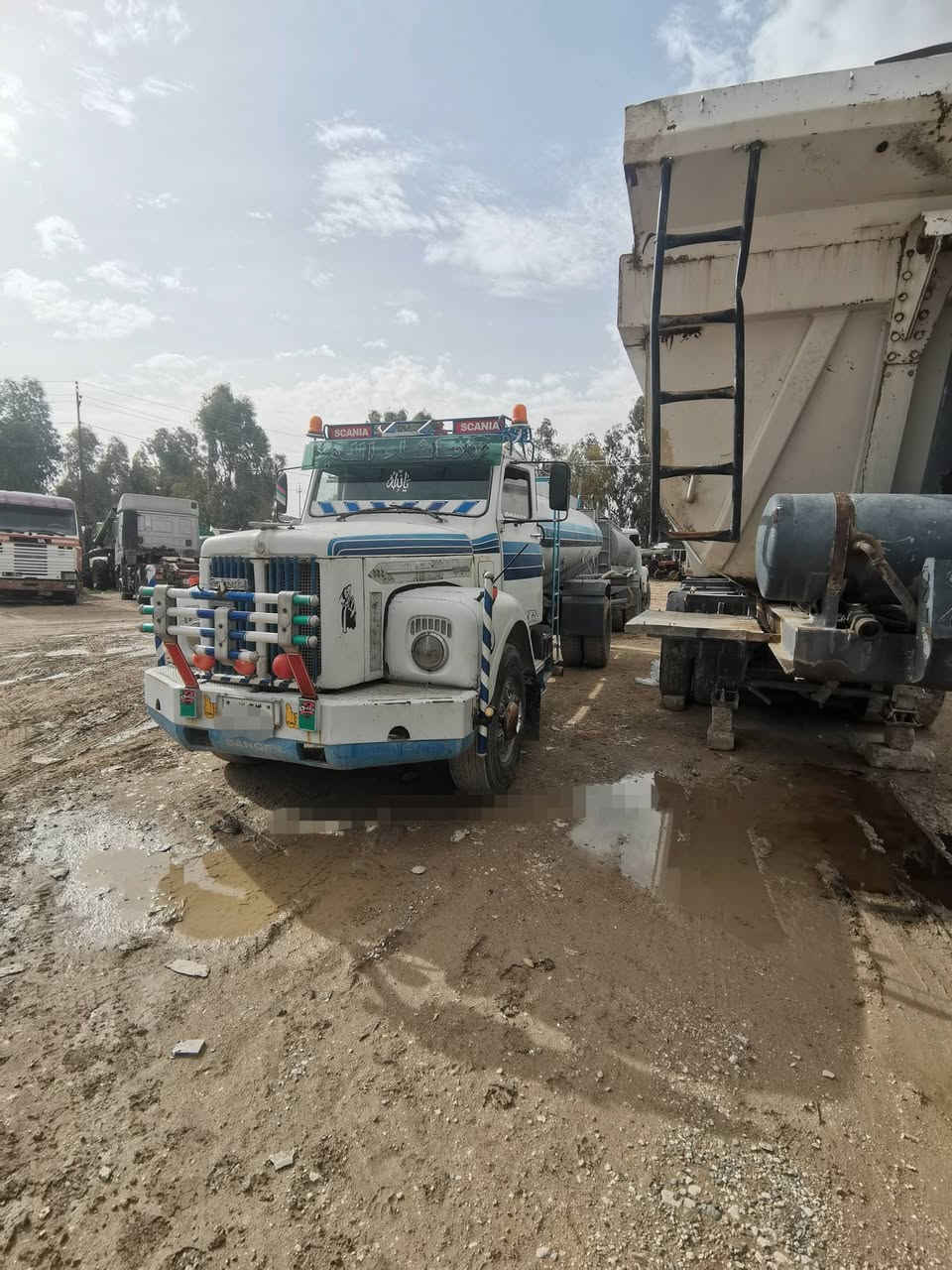 اسكانيا للبيع موديل ٧٨ تنكر ***********
***********
