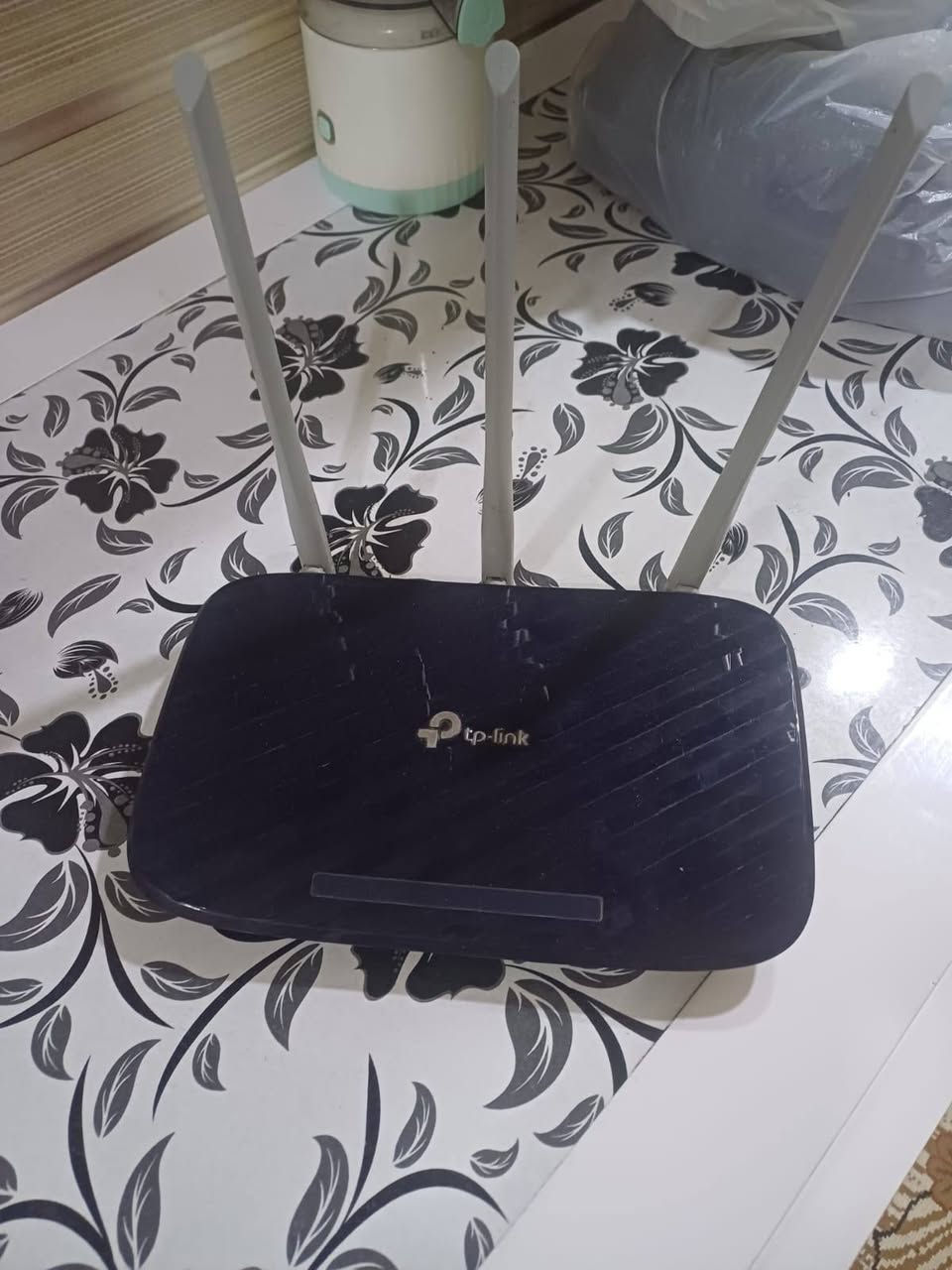 راوتر للبيع عدد 2 مستخدمات نضيفات عل فحص اشاره فول اذا مايشتغل لاتاخذ مكان الحفرية استفسار ***********
