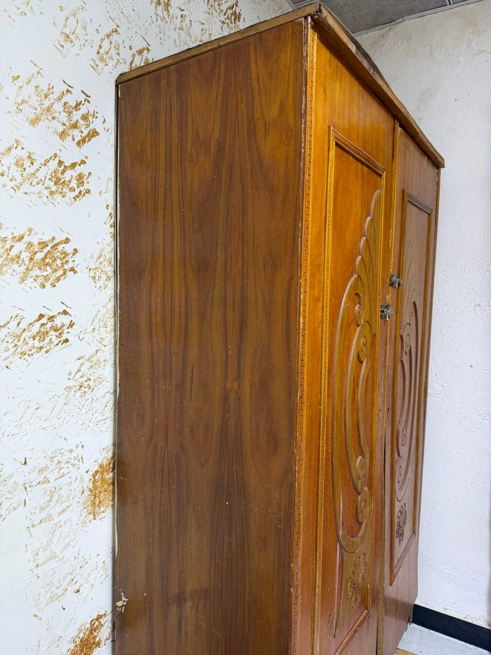 الكنتور ٦٠الف والكاونتر نظيف ٢٥٠وبي مجال


**إذا كنت صاحب هذا الإعلان وتريد حذفه لأي سبب، رجاءا أرسل رسالة إلى الدعم الفني**