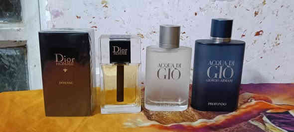 السلام عليكم اشتريت هاي العطور من الكويت رجالية ونساىية واريد ابيعها للاستفسار ت ***********
