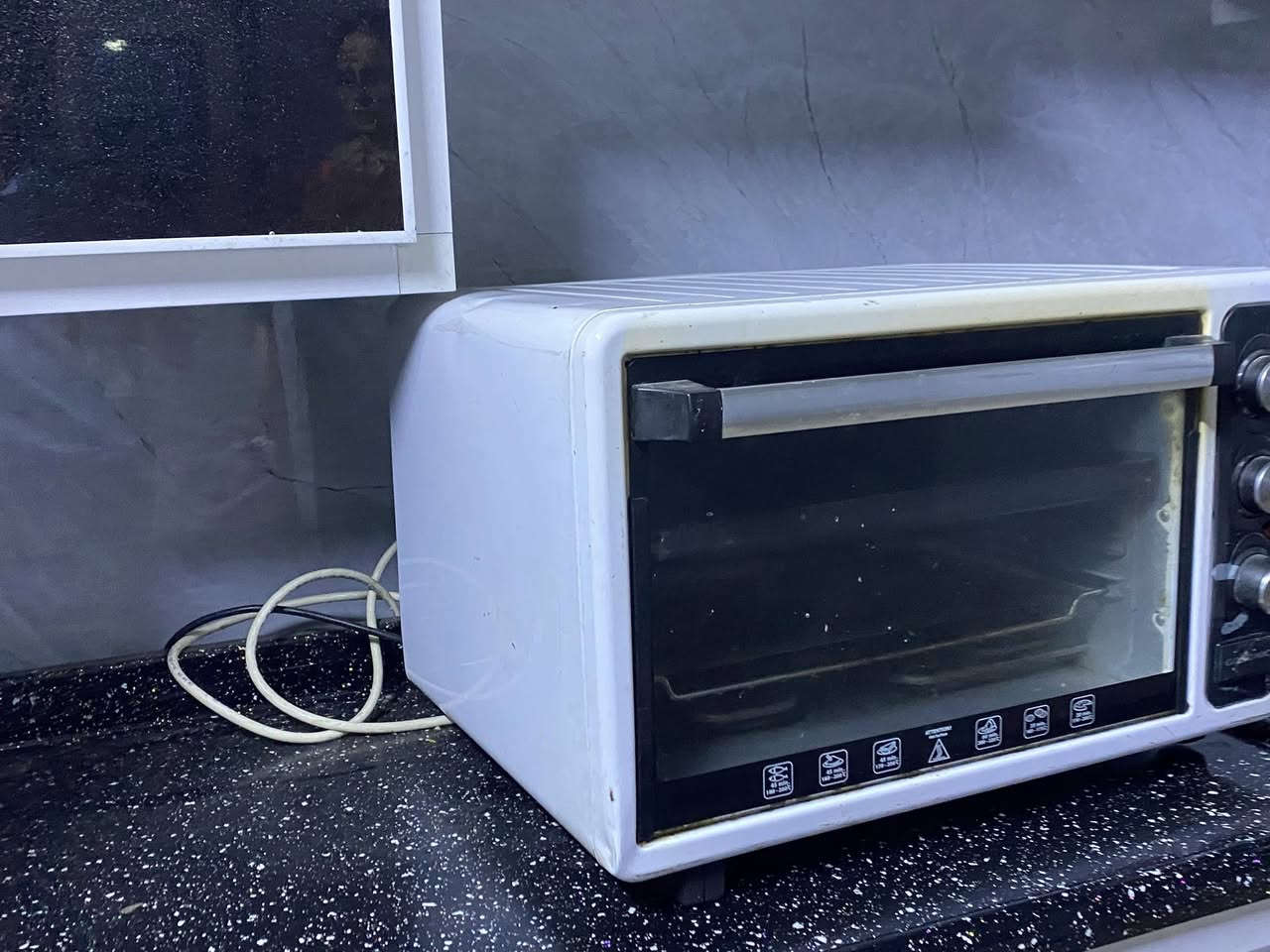 اوفن للبيع فول نضافه //واتساب //***********
