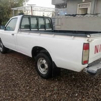 نيسان • بيك اب • ٢٠٠٢