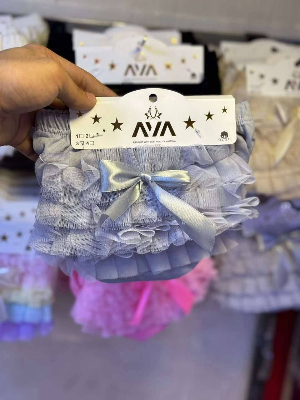 توفر اليوم شورت بناتي دانتيل ملون عرايسي درجة أولى بألوان مختلفة
زورونا و حياكم الله 
يوجد خدمة توصيل لكافة المحافظات إضافة لطلبيات مدينة هيت
*********** واتساب
